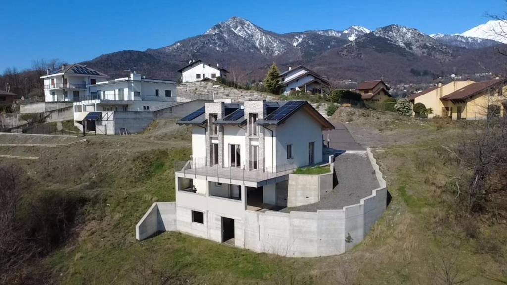 casa indipendente in vendita a Rubiana