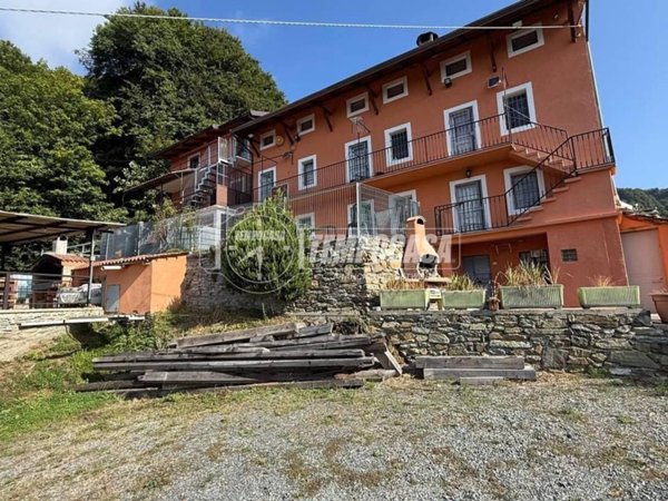 casa indipendente in vendita a Rubiana