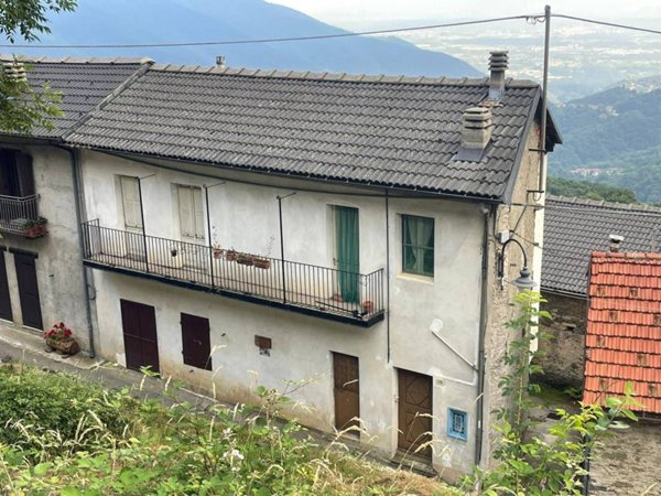 appartamento in vendita a Rubiana in zona Mompellato