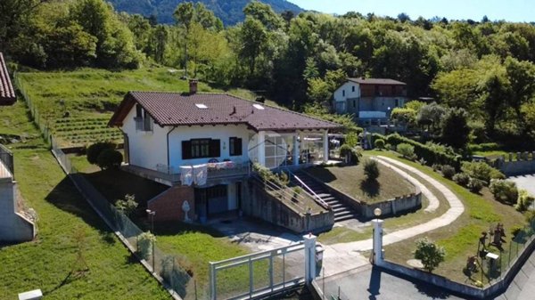 casa indipendente in vendita a Rubiana