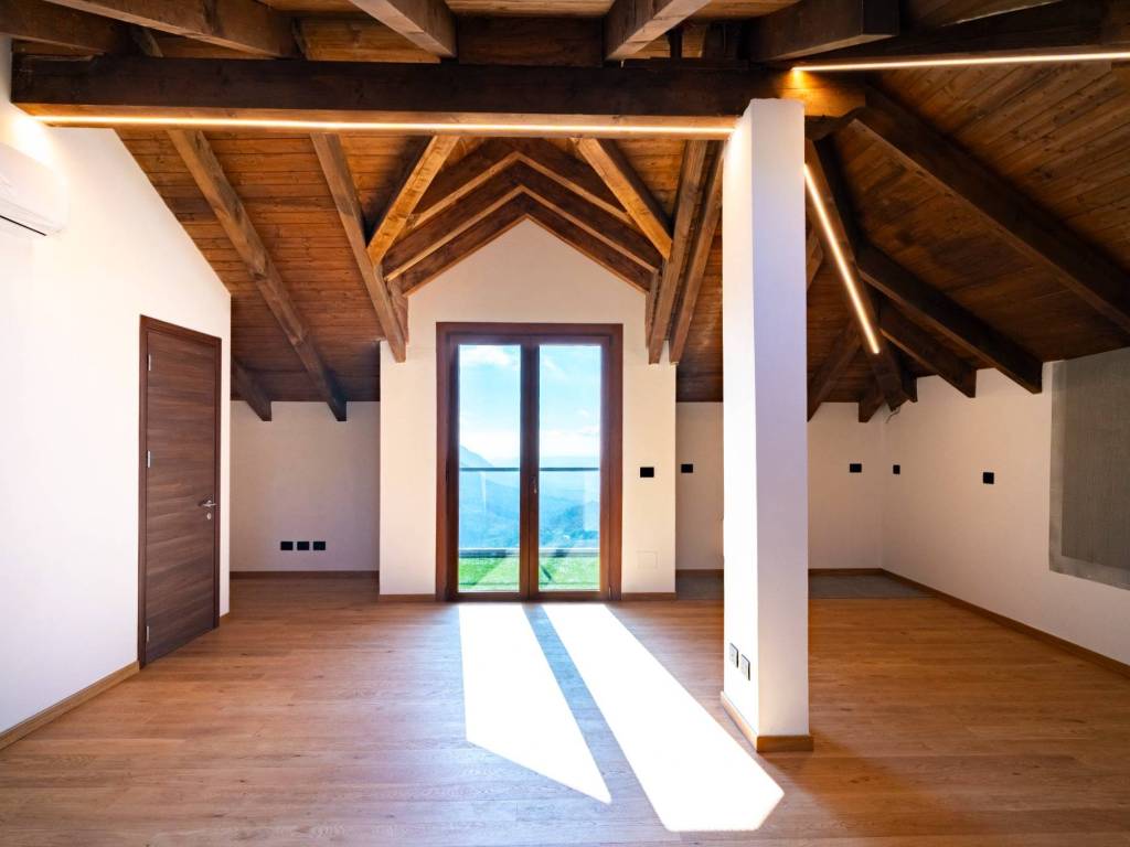 casa indipendente in vendita a Rubiana