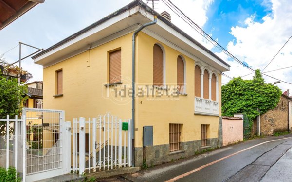 casa indipendente in vendita a Rubiana