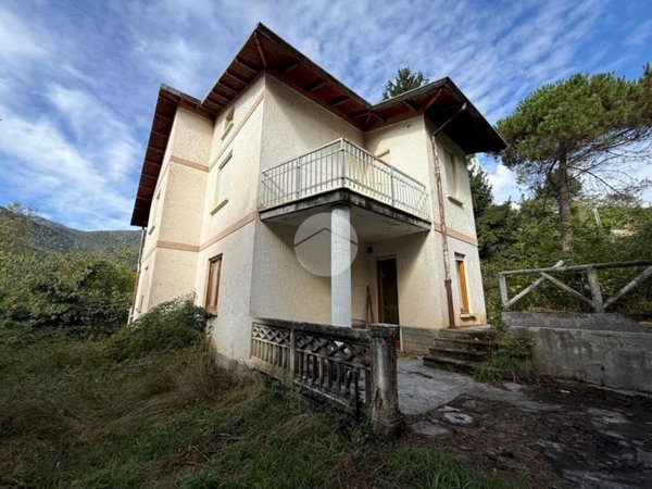 casa indipendente in vendita a Rubiana in zona Favella
