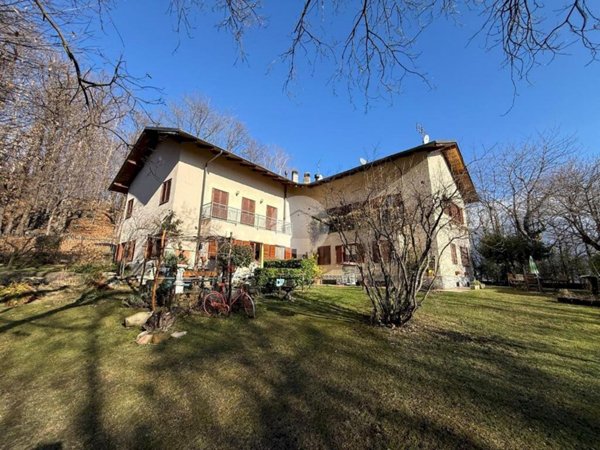 appartamento in vendita a Rubiana in zona Favella
