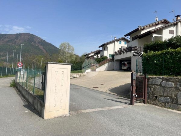terreno edificabile in vendita a Rubiana in zona Favella