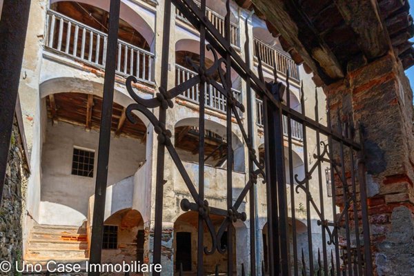 pentavano in vendita a Rueglio