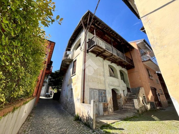 casa semindipendente in vendita a Rueglio
