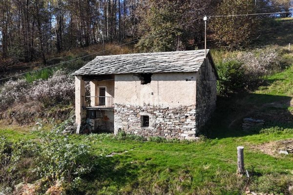 appartamento in vendita a Rueglio