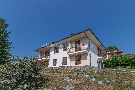 casa indipendente in vendita a Rueglio