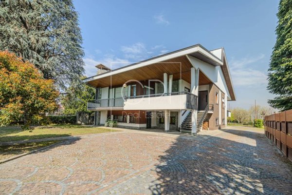 casa indipendente in vendita a Salassa