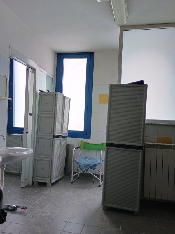negozio in vendita a Salassa