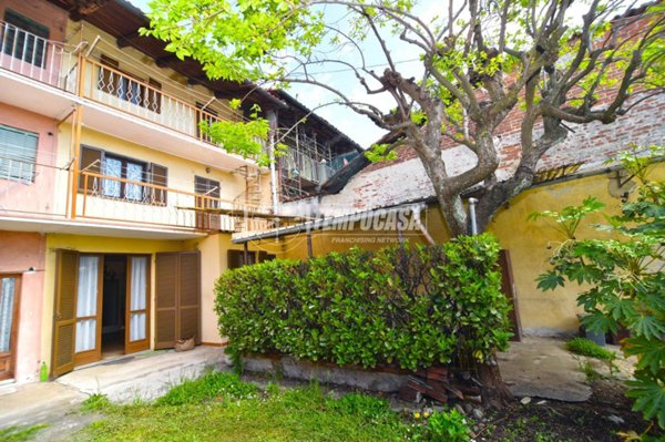 casa indipendente in vendita a Salassa