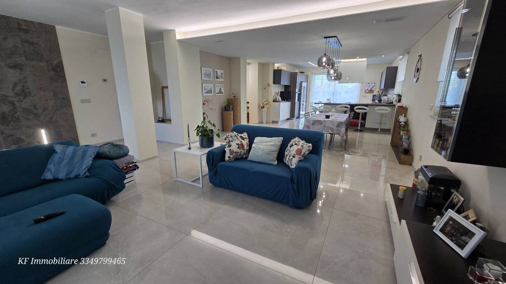 casa indipendente in vendita a Salassa