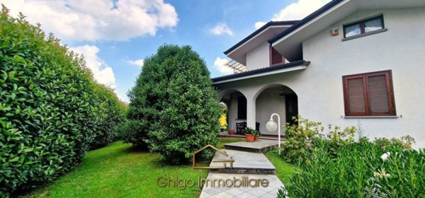 casa indipendente in vendita a Salassa