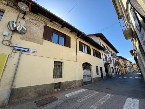 casa indipendente in vendita a Salassa