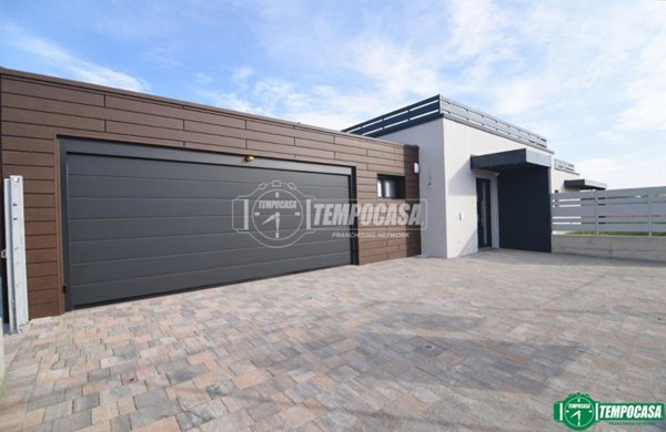 casa indipendente in vendita a Salassa