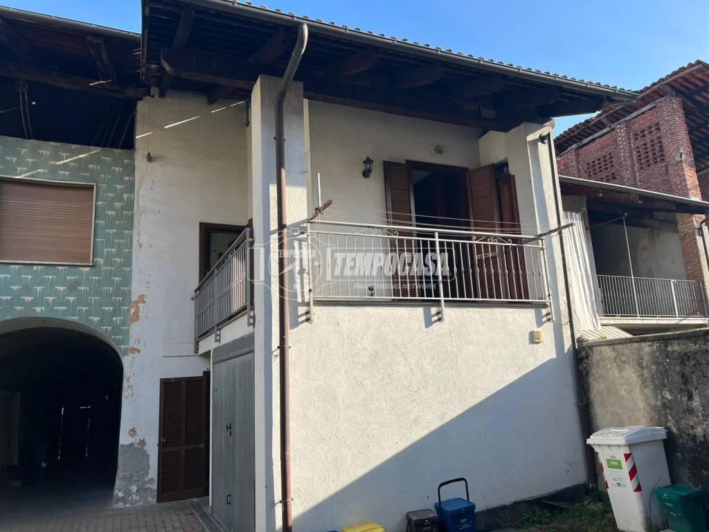 casa indipendente in vendita a Salassa in zona Cascina Fenale