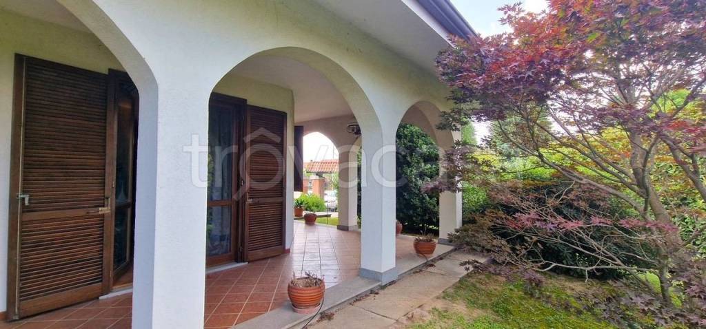 casa indipendente in vendita a Salassa