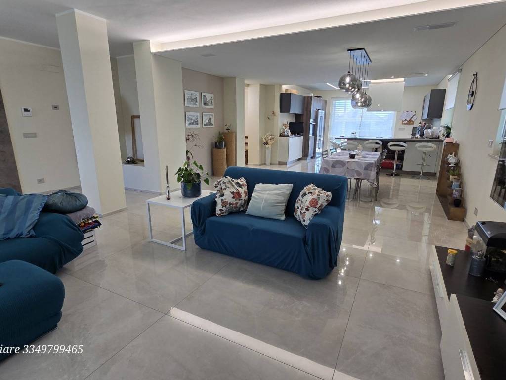 casa indipendente in vendita a Salassa