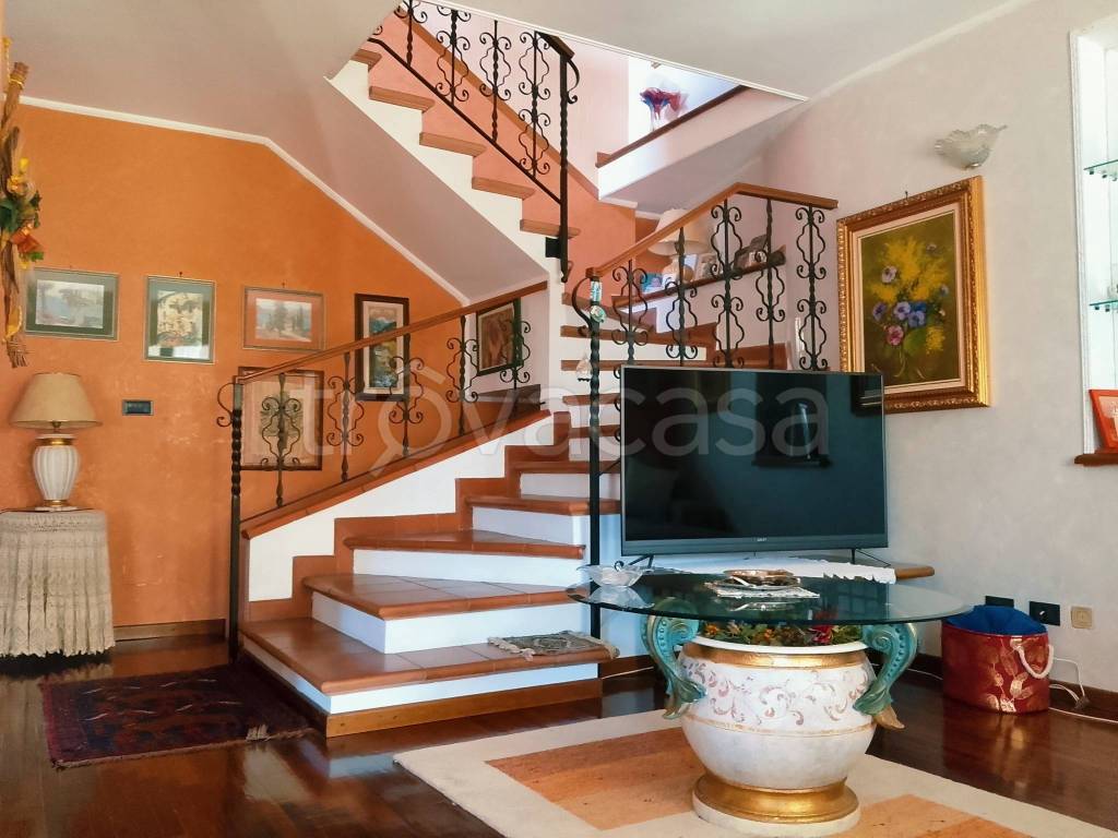 casa indipendente in vendita a Salassa in zona Cascina Fenale