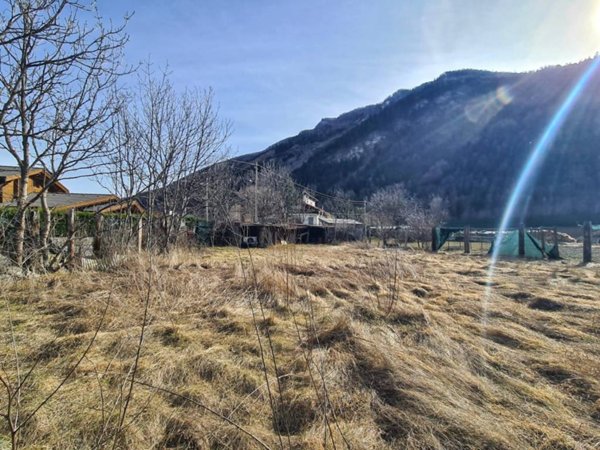 casa indipendente in vendita a Salbertrand