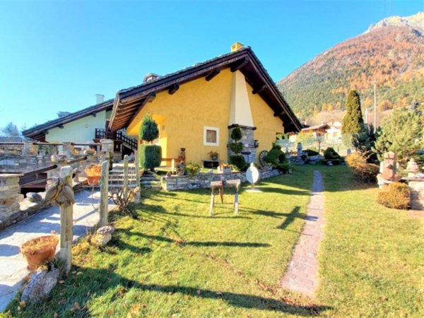 appartamento in vendita a Salbertrand in zona Oulme