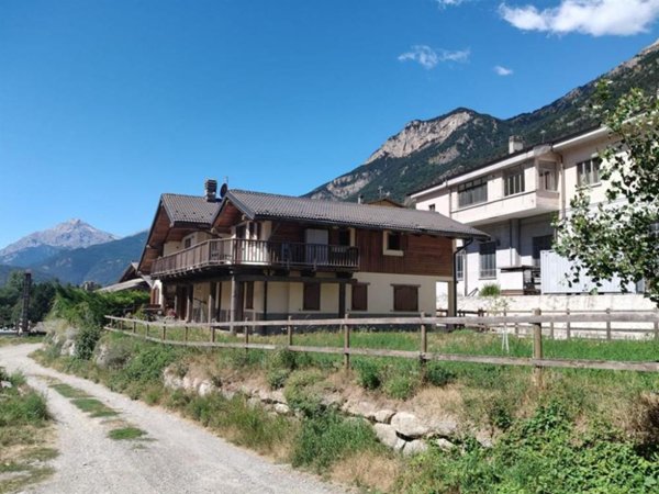 appartamento in vendita a Salbertrand