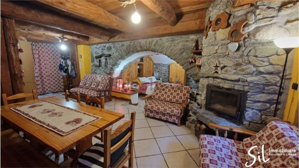 appartamento in vendita a Salbertrand