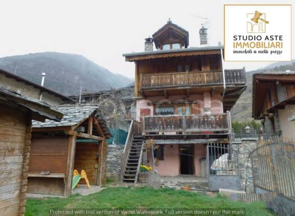 casa indipendente in vendita a Salbertrand in zona Oulme