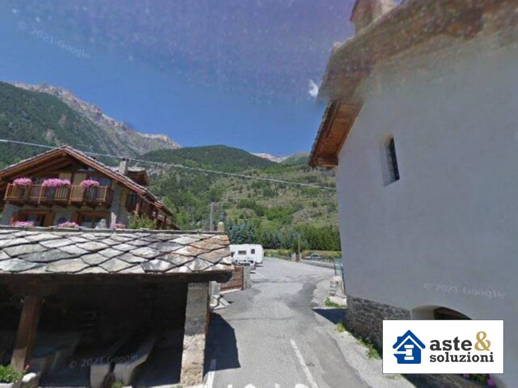 appartamento in vendita a Salbertrand in zona Oulme