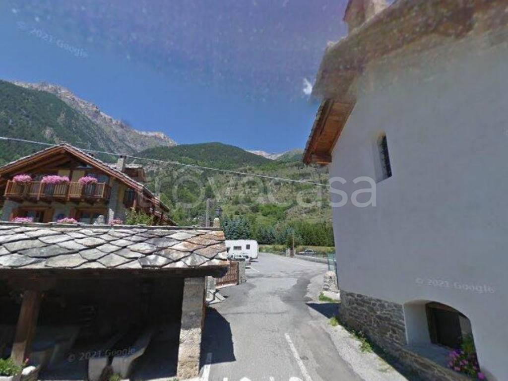 appartamento in vendita a Salbertrand in zona Oulme