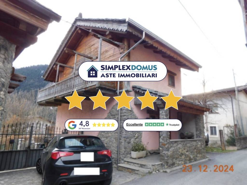 casa indipendente in vendita a Salbertrand in zona Oulme