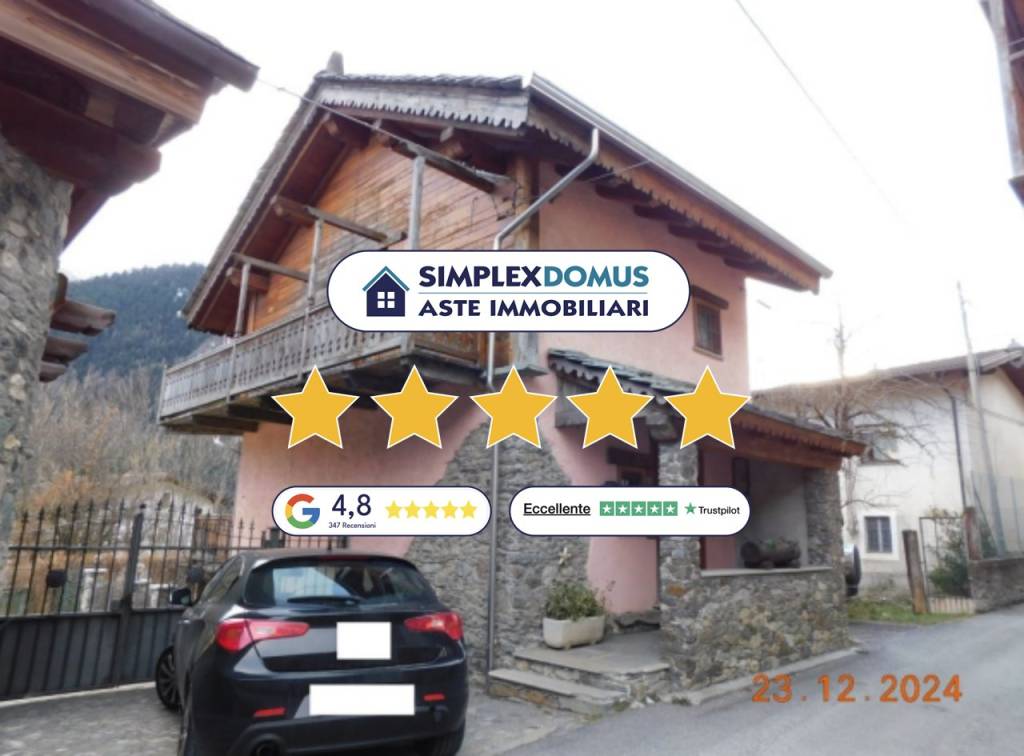 casa indipendente in vendita a Salbertrand in zona Oulme