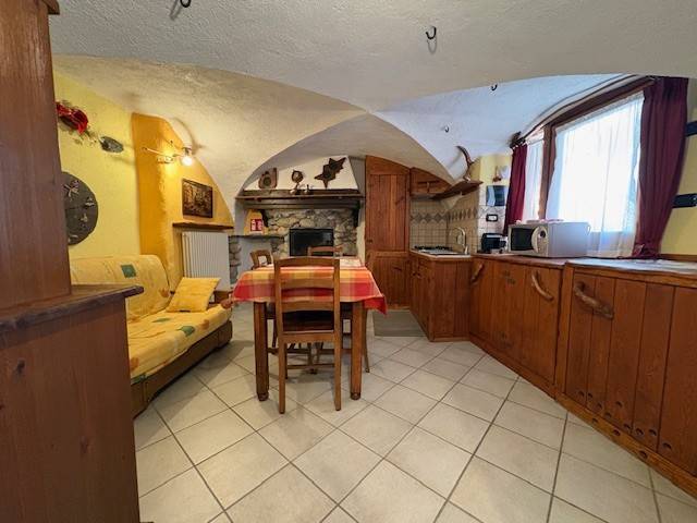 appartamento in vendita a Salbertrand