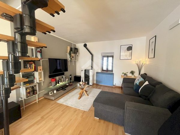 casa indipendente in vendita a Salerano Canavese