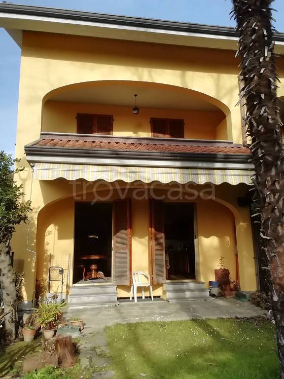 casa indipendente in vendita a Samone(TO)