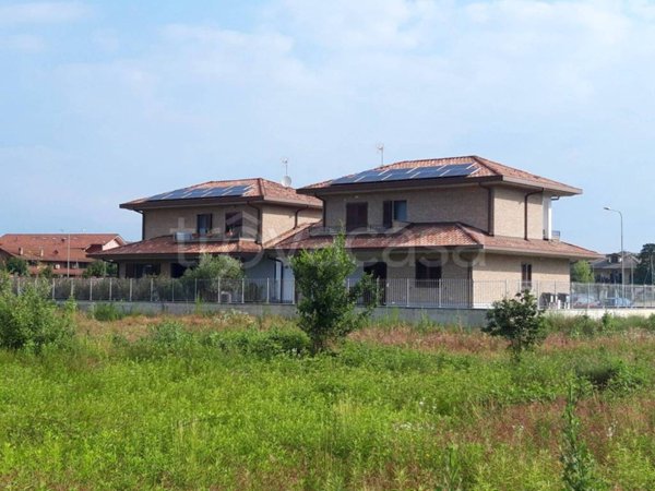 casa indipendente in vendita a San Benigno Canavese