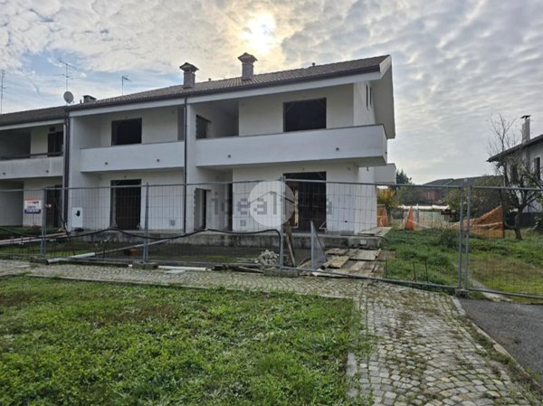 casa indipendente in vendita a San Benigno Canavese