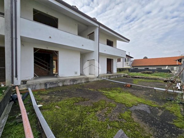 casa indipendente in vendita a San Benigno Canavese