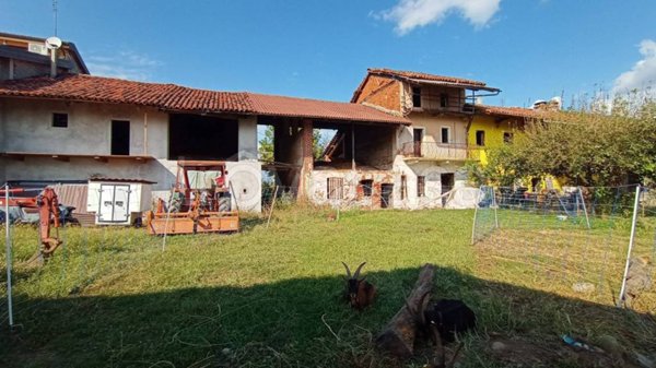 casa indipendente in vendita a San Benigno Canavese
