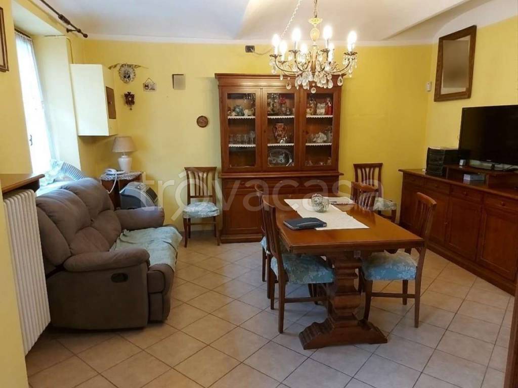 casa indipendente in vendita a San Benigno Canavese