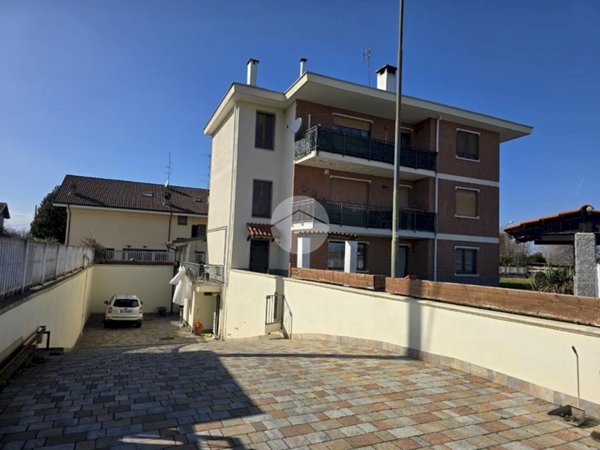 casa semindipendente in vendita a San Benigno Canavese