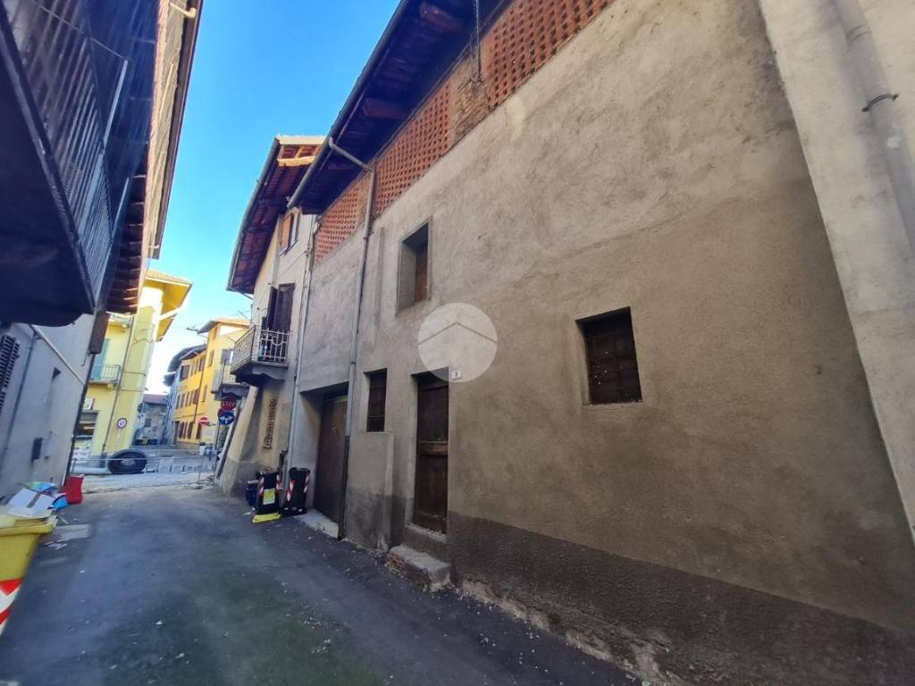 negozio in vendita a San Benigno Canavese