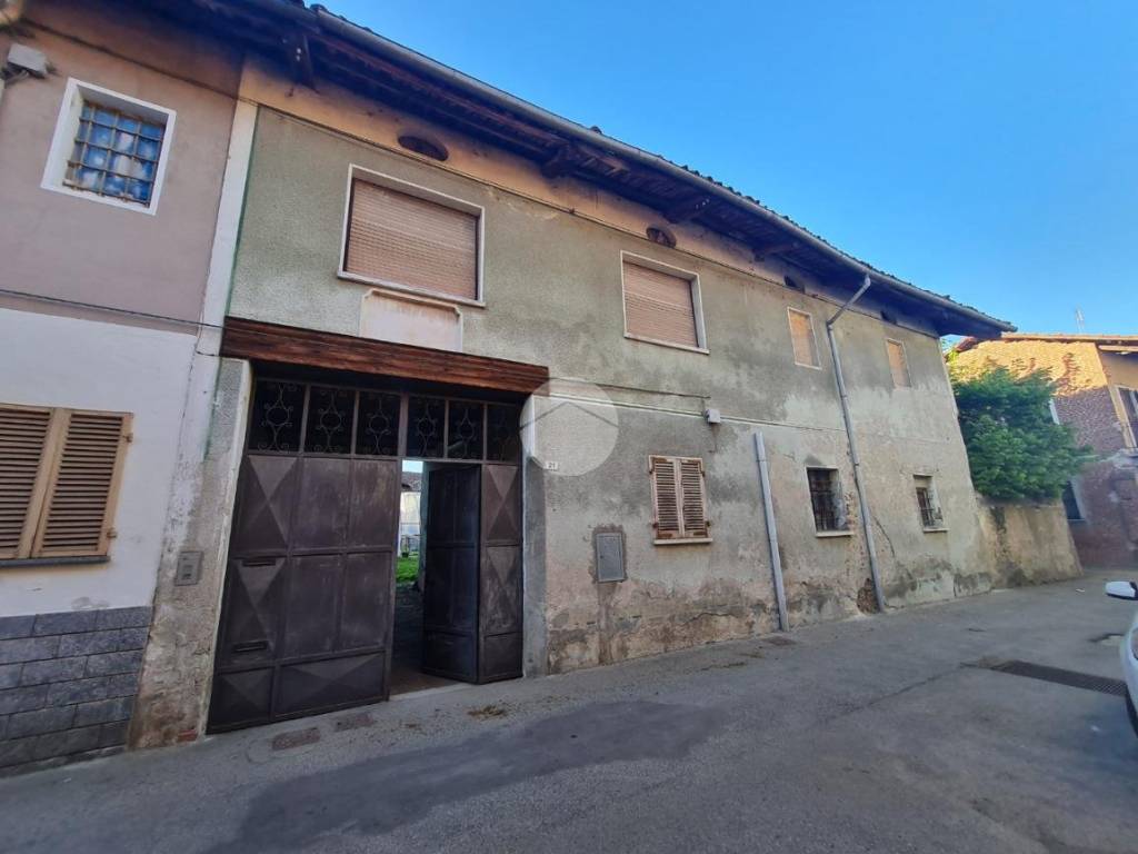 casa indipendente in vendita a San Benigno Canavese