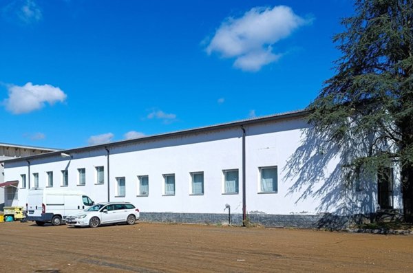 negozio in vendita a San Benigno Canavese