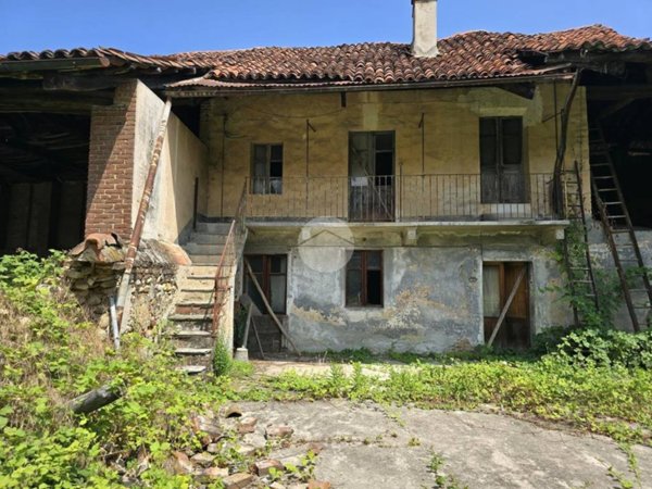 casale in vendita a San Benigno Canavese