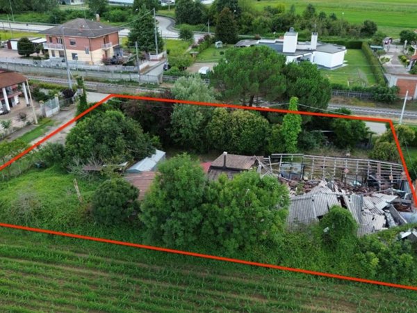 casa indipendente in vendita a San Benigno Canavese