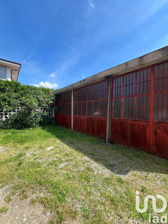 locale di sgombero in vendita a San Benigno Canavese