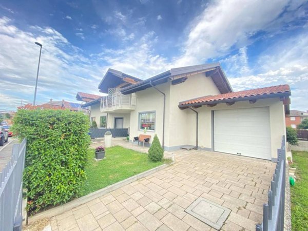 casa indipendente in vendita a San Benigno Canavese