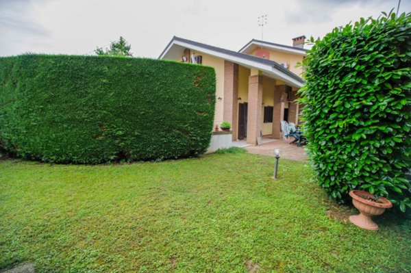casa indipendente in vendita a San Benigno Canavese